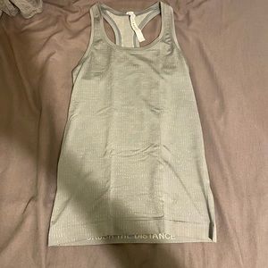lululemon racer back tank size 2